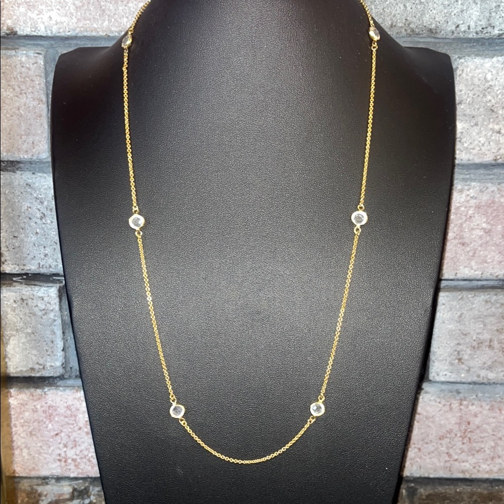 Vintage CROWN TRIFARI gold chain necklace with clear crystal accents - Picture 8 of 9